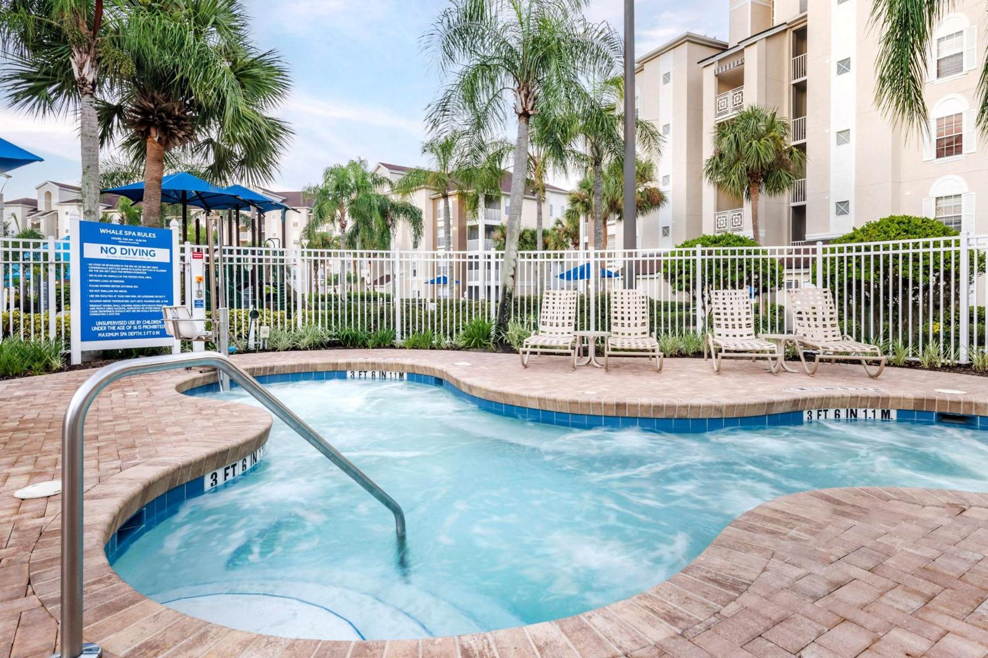 Hilton Vacation Club Grande Villas Orlando Lake Buena Vista Exterior photo